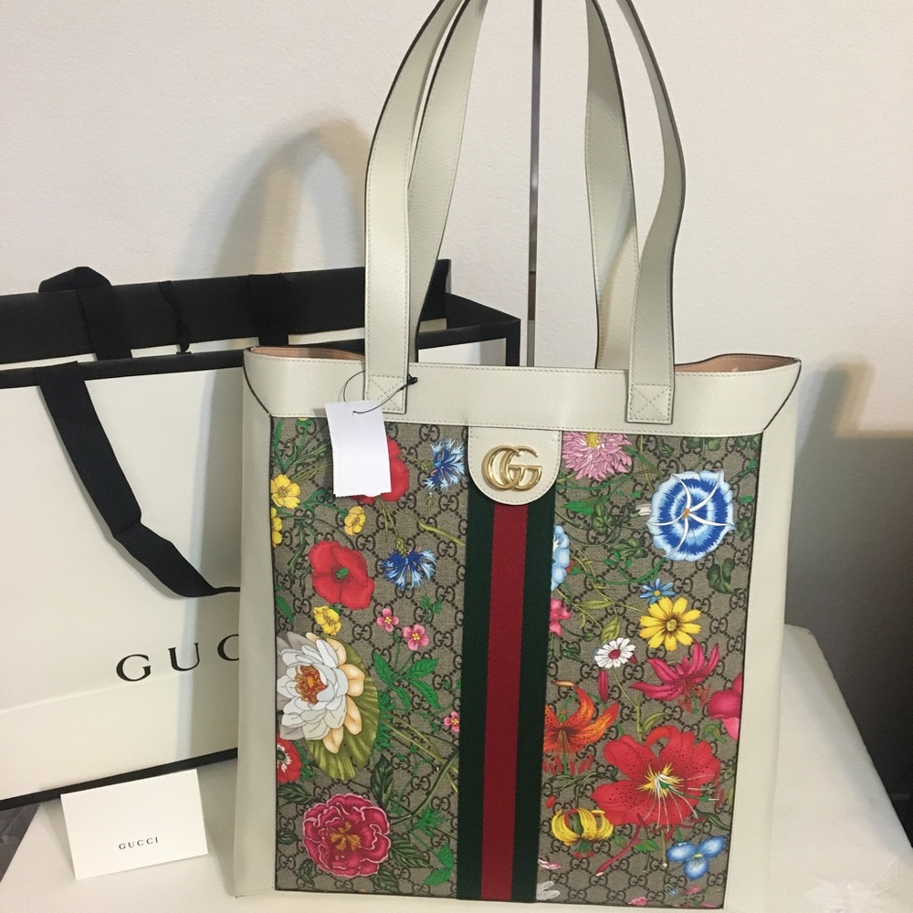 Gucci Authentic GG Supreme Monogram Flora Web Ophidia Tote NWT - Never used